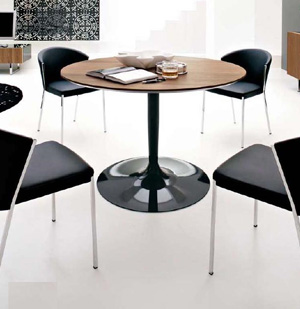 Tavolo Calligaris PLANET CS/4005-S con colonna nelle finiture: nero o bianco lucido, metallo cromato.